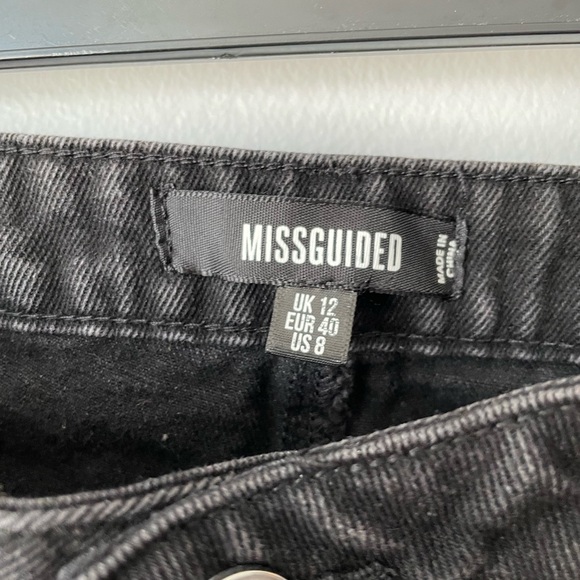 Missguided High Waisted Riot Black Mom Jeans Size 8 - Picture 7 of 10